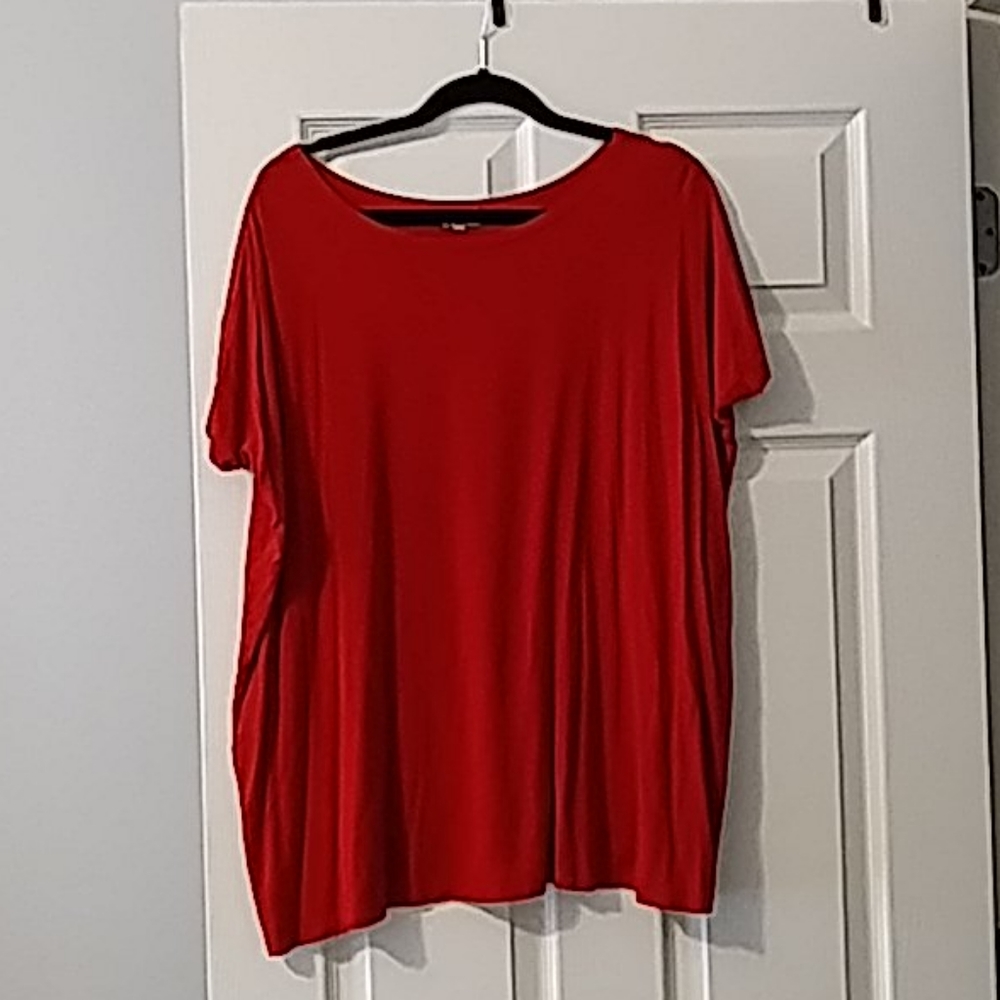 Red piko shirt